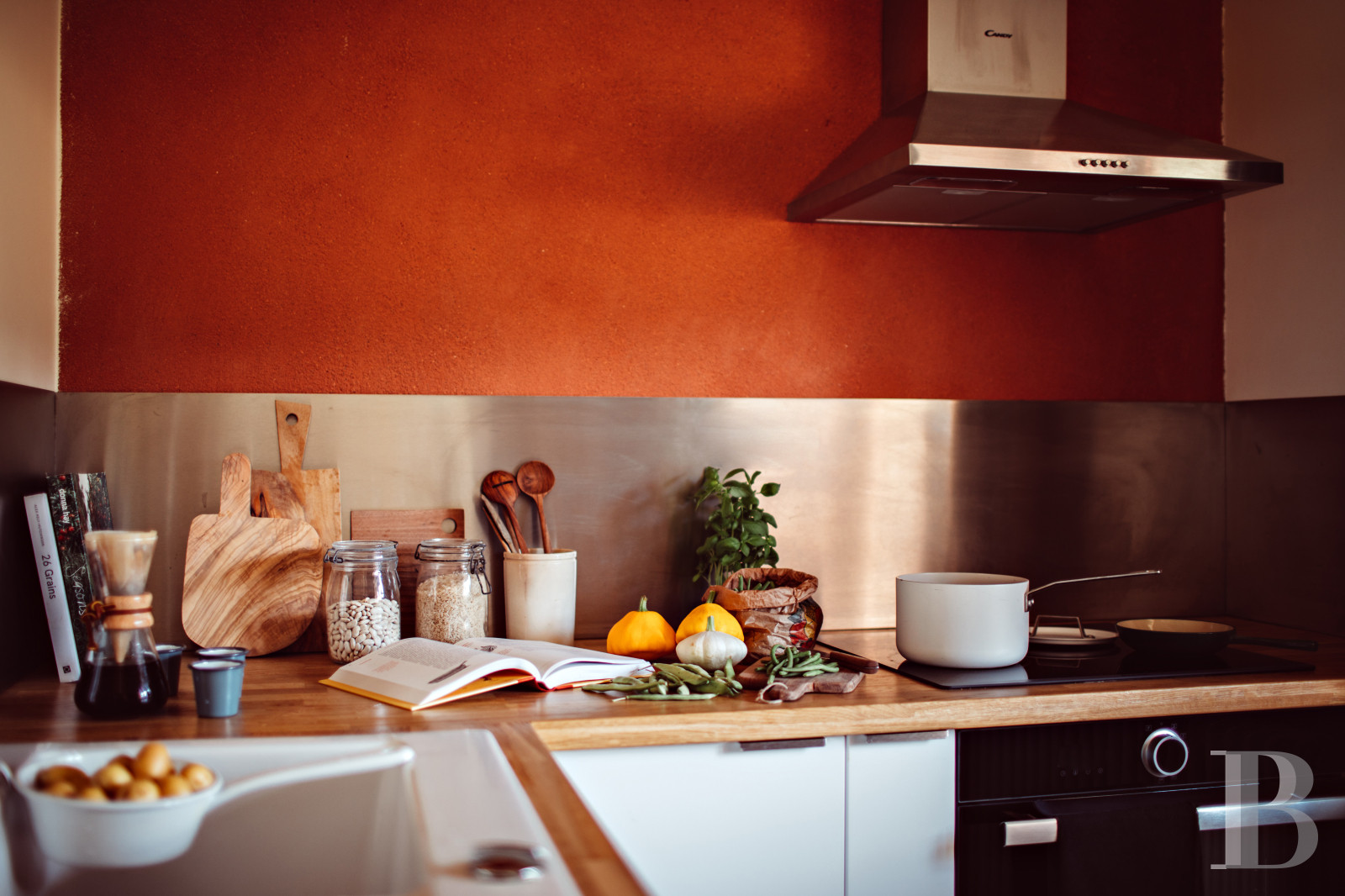 A country house rental for a year with access to the services and facilities of a large estate, an hour’s train ride from Paris in Touraine  - photo  n°13